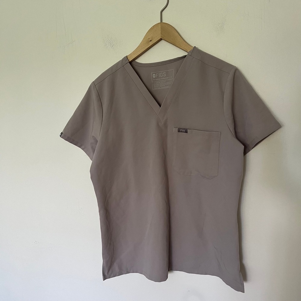FIGS Technical Collection Mauve V-Neck Scrub Top Mens Medium Pocket Medical